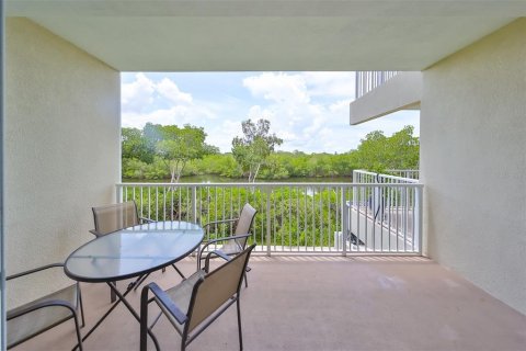 Townhouse in Ruskin, Florida 2 bedrooms, 110 sq.m. № 1303988 - photo 28