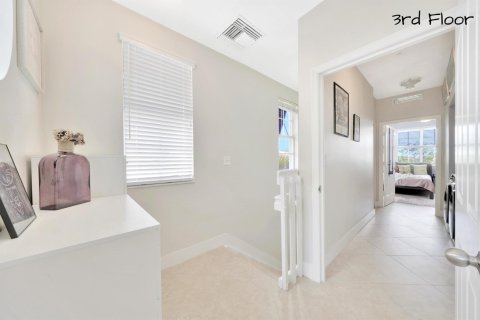 Townhouse in Delray Beach, Florida 3 bedrooms, 189.71 sq.m. № 1100299 - photo 23