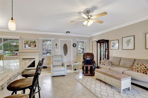 Villa ou maison à vendre à Coconut Creek, Floride: 3 chambres, 163.23 m2 № 1078665 - photo 6