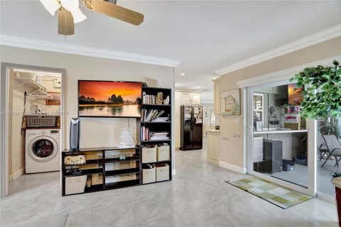 Casa en venta en Coconut Creek, Florida, 3 dormitorios, 163.23 m2 № 1078665 - foto 15
