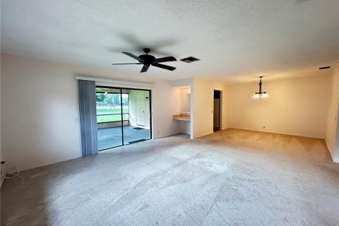 Touwnhouse à vendre à Winter Haven, Floride: 2 chambres, 133.69 m2 № 1388831 - photo 2