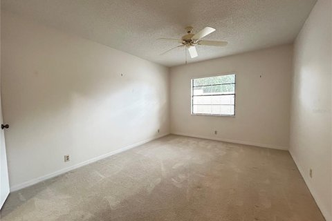 Townhouse in Winter Haven, Florida 2 bedrooms, 133.69 sq.m. № 1388831 - photo 17