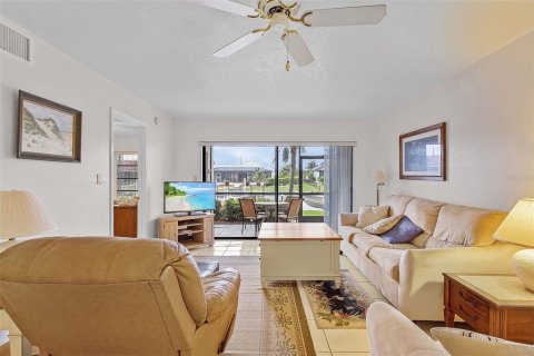 Copropriété à vendre à Punta Gorda, Floride: 2 chambres, 103.21 m2 № 1313509 - photo 6