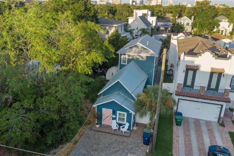 Villa ou maison à vendre à Tampa, Floride: 3 chambres, 170.57 m2 № 1313581 - photo 1