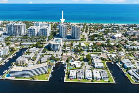 Condo in Fort Lauderdale, Florida, 2 bedrooms  № 1325257 - photo 27