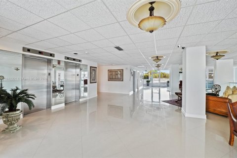 Condo in Fort Lauderdale, Florida, 2 bedrooms  № 1325257 - photo 30