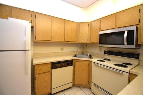 Condo in Greenacres, Florida, 2 bedrooms  № 1148494 - photo 8