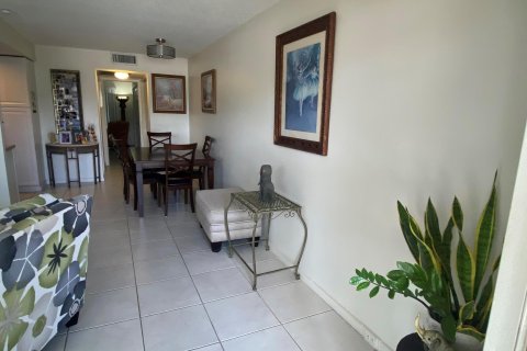 Condo in Boca Raton, Florida, 1 bedroom  № 1188713 - photo 13