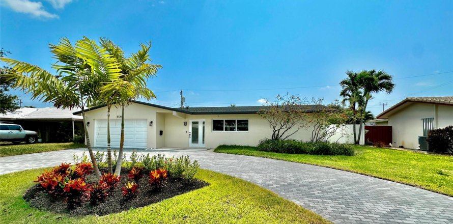 House in Fort Lauderdale, Florida 3 bedrooms, 167.22 sq.m. № 1188712