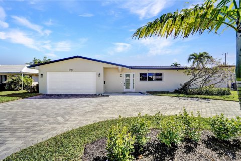 House in Fort Lauderdale, Florida 3 bedrooms, 167.22 sq.m. № 1188712 - photo 17