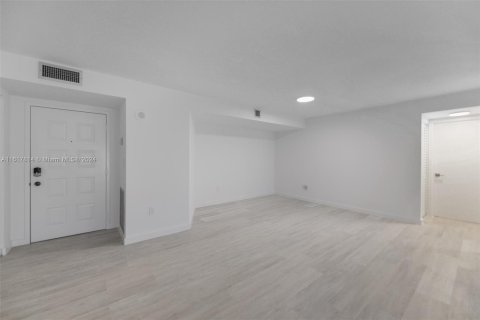 Copropriété à vendre à Hollywood, Floride: 2 chambres, 145.86 m2 № 1239145 - photo 8