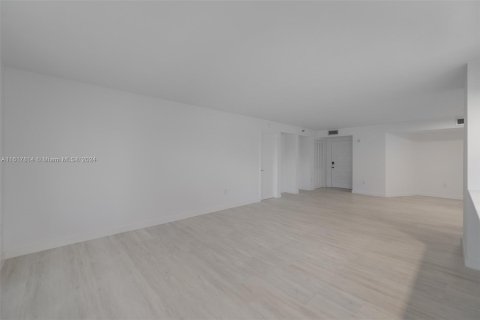 Copropriété à vendre à Hollywood, Floride: 2 chambres, 145.86 m2 № 1239145 - photo 5