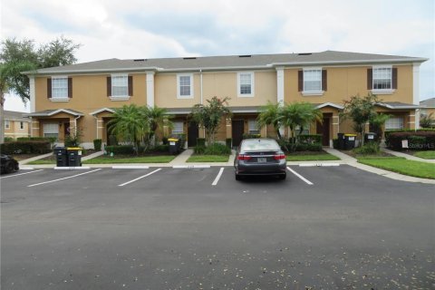 Townhouse in Davenport, Florida 2 bedrooms, 91.79 sq.m. № 1311672 - photo 2