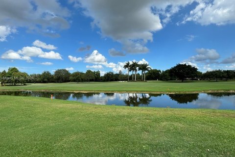 Copropriété à vendre à Plantation, Floride: 3 chambres, 171.31 m2 № 1310512 - photo 11