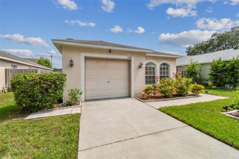 Villa ou maison à vendre à Tampa, Floride: 3 chambres, 117.34 m2 № 1307470 - photo 3