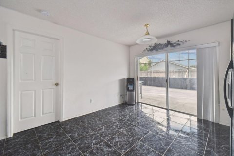 Villa ou maison à vendre à Tampa, Floride: 3 chambres, 117.34 m2 № 1307470 - photo 12