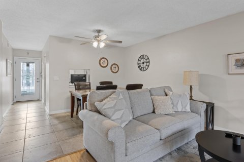 Copropriété à vendre à Boynton Beach, Floride: 2 chambres, 91.23 m2 № 959301 - photo 18