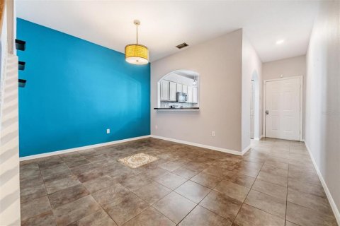 Townhouse in Tampa, Florida 2 bedrooms, 138.98 sq.m. № 1307252 - photo 11