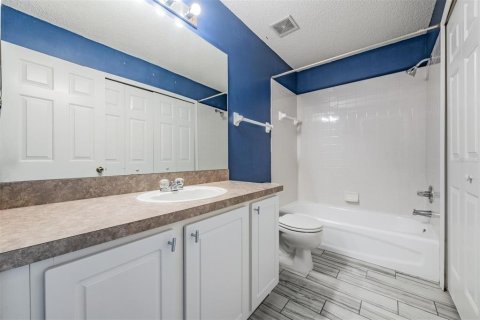 Townhouse in Tampa, Florida 2 bedrooms, 138.98 sq.m. № 1307252 - photo 22