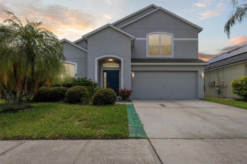 Villa ou maison à vendre à Kissimmee, Floride: 4 chambres, 213.21 m2 № 1280725 - photo 3