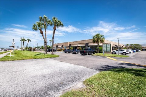 Immobilier commercial à vendre à Tampa, Floride: 100.33 m2 № 1297018 - photo 1