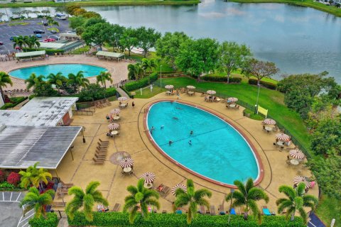 Condo in West Palm Beach, Florida, 1 bedroom  № 1079616 - photo 6