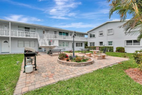 Condo in West Palm Beach, Florida, 1 bedroom  № 1079616 - photo 17