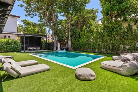 Casa en venta en Miami Beach, Florida, 5 dormitorios, 266.82 m2 № 1271632 - foto 9