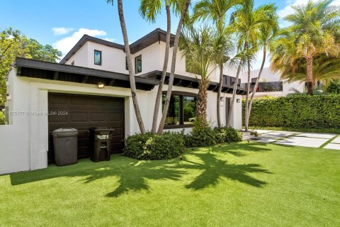 Casa en venta en Miami Beach, Florida, 5 dormitorios, 266.82 m2 № 1271632 - foto 4