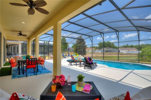 Casa en venta en Davenport, Florida, 8 dormitorios, 306.3 m2 № 1202707 - foto 24