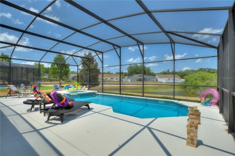 Casa en venta en Davenport, Florida, 8 dormitorios, 306.3 m2 № 1202707 - foto 26