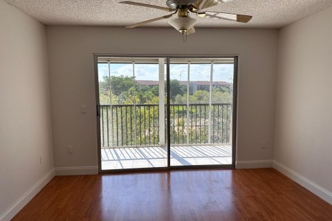 Copropriété à vendre à Pembroke Pines, Floride: 2 chambres, 105.63 m2 № 913618 - photo 4