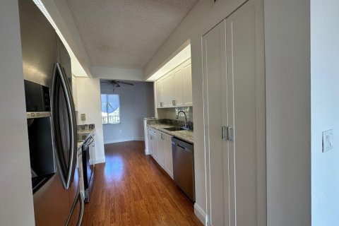 Condominio en venta en Pembroke Pines, Florida, 2 dormitorios, 105.63 m2 № 913618 - foto 13