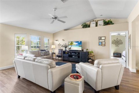 Casa en venta en Fort Myers, Florida, 3 dormitorios, 156.73 m2 № 826124 - foto 9