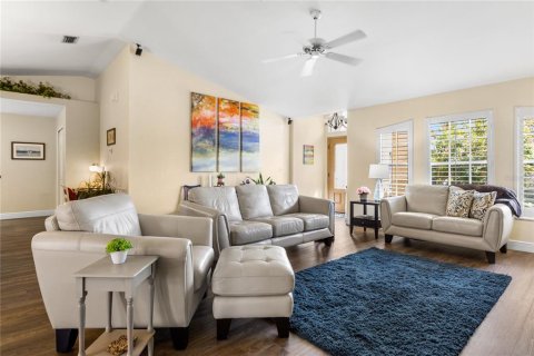 Villa ou maison à vendre à Fort Myers, Floride: 3 chambres, 156.73 m2 № 826124 - photo 10