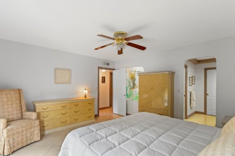 Condo in Lauderhill, Florida, 3 bedrooms  № 1226059 - photo 20