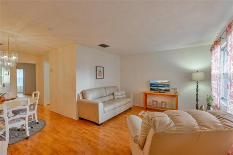 Condominio en venta en Saint Petersburg, Florida, 1 dormitorio, 69.21 m2 № 1402285 - foto 8