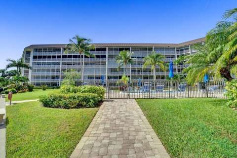 Copropriété à vendre à Deerfield Beach, Floride: 2 chambres, 93.09 m2 № 1092725 - photo 17