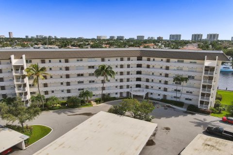 Copropriété à vendre à Deerfield Beach, Floride: 2 chambres, 93.09 m2 № 1092725 - photo 5