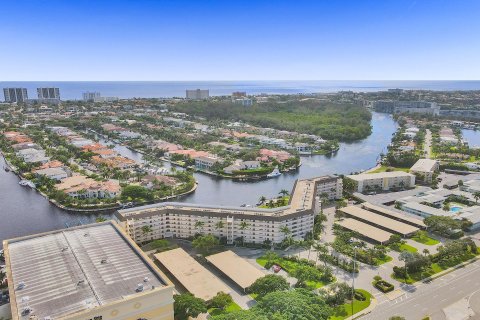 Copropriété à vendre à Deerfield Beach, Floride: 2 chambres, 93.09 m2 № 1092725 - photo 11