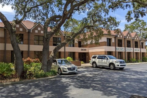 Immobilier commercial à louer à Bradenton, Floride: 595.88 m2 № 558014 - photo 17