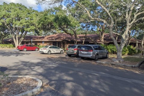 Immobilier commercial à louer à Bradenton, Floride: 595.88 m2 № 558014 - photo 7