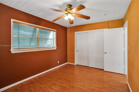 Casa en venta en Pompano Beach, Florida, 3 dormitorios, 177.44 m2 № 1291527 - foto 21