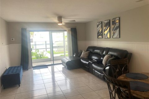 Condo in Punta Gorda, Florida, 2 bedrooms  № 1358437 - photo 2