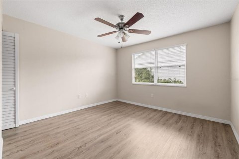 Condo in Tampa, Florida, 2 bedrooms  № 1359090 - photo 17