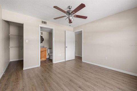 Copropriété à louer à Tampa, Floride: 2 chambres, 81.66 m2 № 1359090 - photo 14