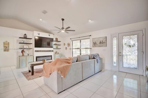 Casa en venta en Lake Placid, Florida, 2 dormitorios № 1081187 - foto 3