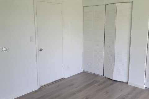 Copropriété à vendre à Sunrise, Floride: 1 chambre, 54.81 m2 № 1305881 - photo 8