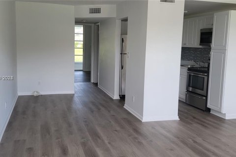 Copropriété à vendre à Sunrise, Floride: 1 chambre, 54.81 m2 № 1305881 - photo 1