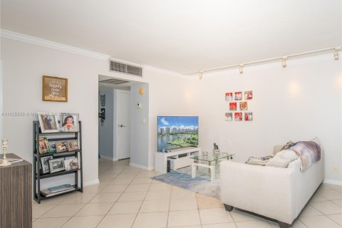 Copropriété à vendre à Aventura, Floride: 1 chambre, 96.43 m2 № 1305913 - photo 9